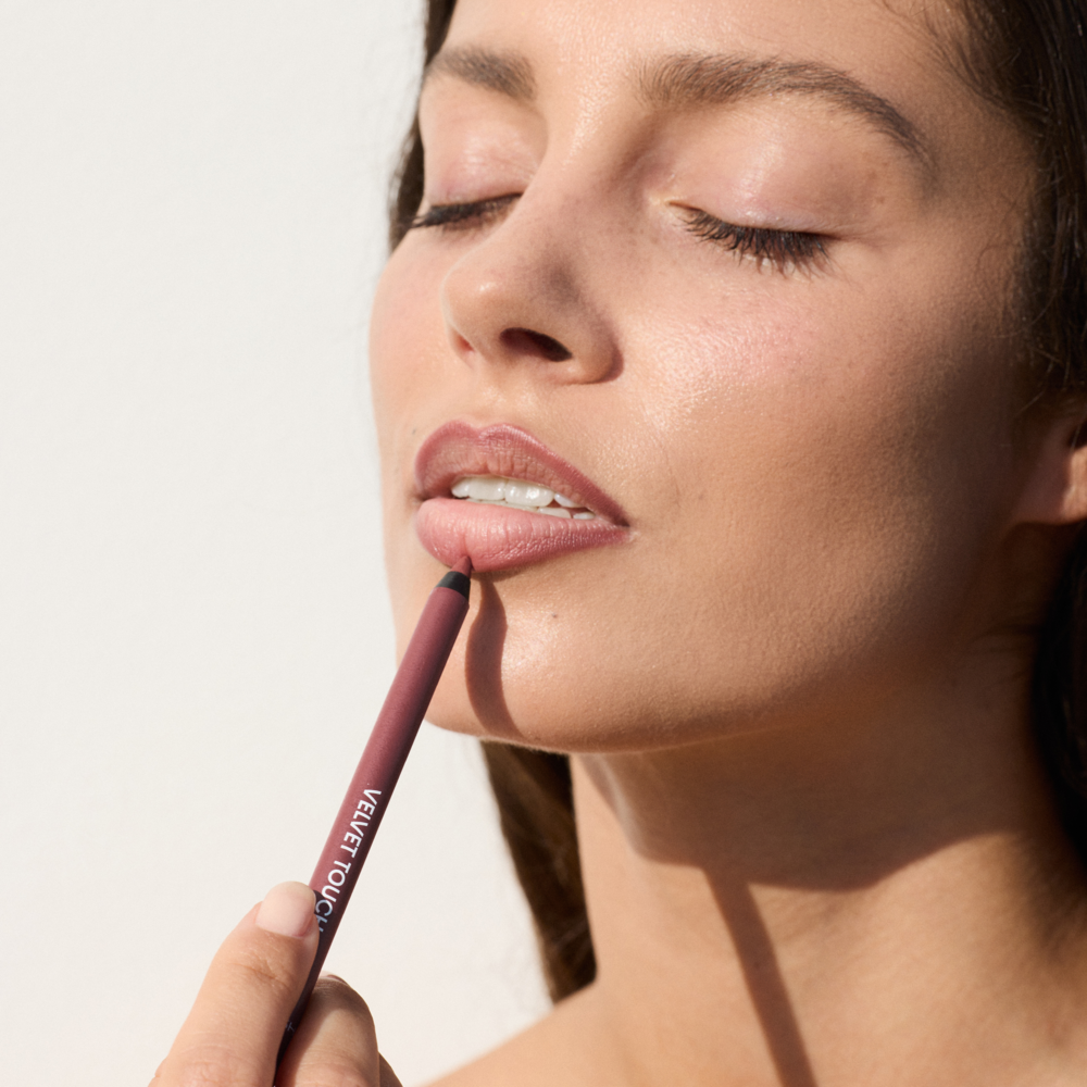 Tuotekuva: Gosh Velvet Touch Lip Liner 009 Rose huultenrajauskynä 1,2g